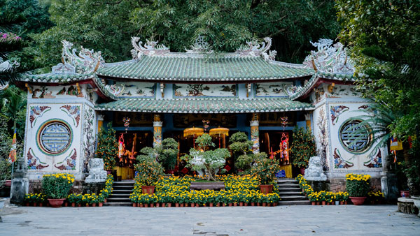 Pagoda Linh Ứng Ngũ Hành Sơn 1