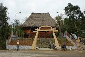 Làng dệt thổ cẩm Đhrồng 1